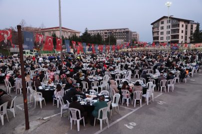 Ramazan’da Bursa’da gönüller bir araya geldi