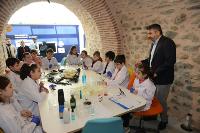 Molla Yegan Medresesi çocukların bilim ve sanat merkezi oldu