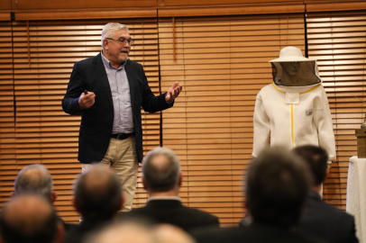 Bursa'da arıcılara eğitim ve destek bir arada