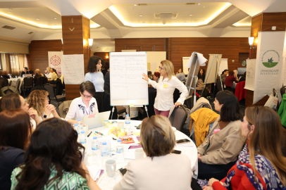 Bursa Kadın Çalıştayı kadın odaklı yerel politikalara rehber oluyor