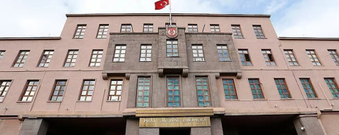 MSB duyurdu: "İran'dan ateşlenen balistik füze imha edildi"