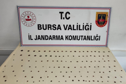 Bursa’da tarihi eser operasyonu: 137 adet sikke ele geçirildi