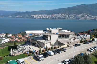 Gemlik Atatepe Sosyal Tesisi modern yüzüyle kapılarını açtı