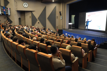 Yıldırım Belediyesi’nden üniversite adaylarına motivasyon semineri