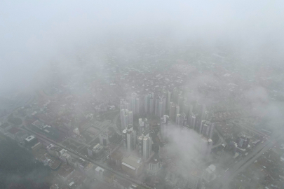 Bursa'nın üzerine sis çöktü