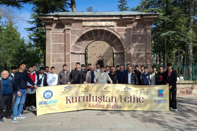 Yıldırım Belediyesi ile gençler fetih rotasında tarihle buluşuyor