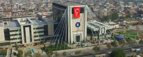 Bursa Büyükşehir'de ödemeler durduruldu, izinler iptal edildi