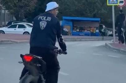 Polis yeleği giyip trafikte motosikletiyle tehlike saçtı