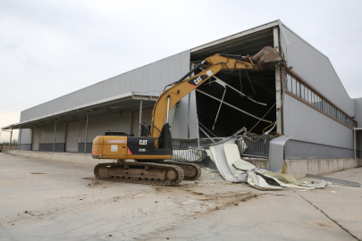 Nilüfer’de kaçak depoya müdahale