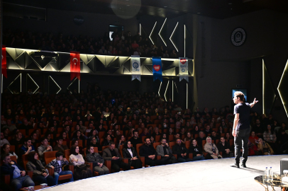 Okan Çabalar Yıldırım’da Kahkaha Tufanı Estirdi