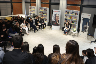 Nilüfer'de Sennur Sezer anısına şiir buluşması