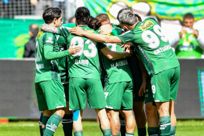 Bursaspor şampiyonluk maçına çıkıyor