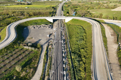 Bursa-Ankara yüksek hızlı tren hattı projesinde geri sayım! Raylar böyle görüntülendi