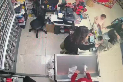 Vicdanları yaralayan olay! Otizmli çocuğu darp etti