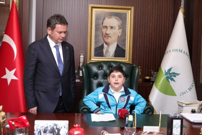 Minik başkanlar Osmangazi’de: Koltuk 23 Nisan’da çocuklara emanet