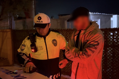 Ehliyeti kaptıran alkollü sürücü ağladı