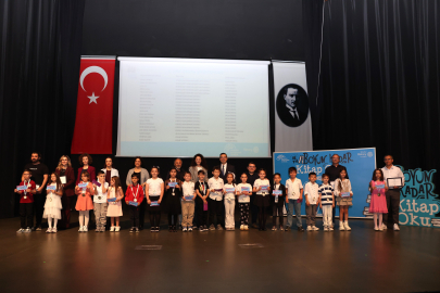 “Boyun Kadar Kitap Oku” etkinliğinde ödüller sahiplerini buldu