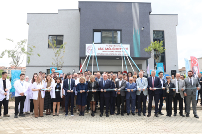 Nilüfer’de modern hizmet kompleksi: Sağlık Merkezi ve Muhtarlık açıldı