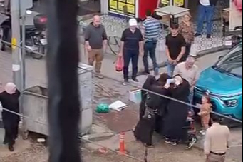Bursa’da dilenciler birbirine girdi