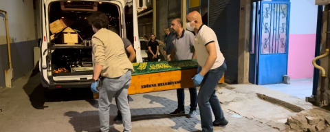 Günlerdir haber alınamıyordu... Evde çürümüş halde bulundu
