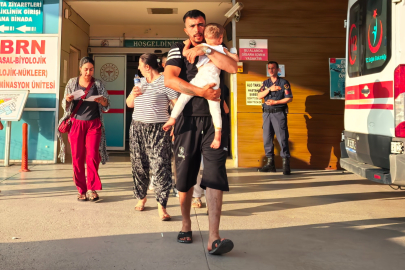 2 yaşındaki çocuk mangal ateşine düştü