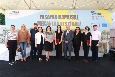 Bursa'da kamusal alanlar sanat ve tasarımla yeniden şekilleniyor