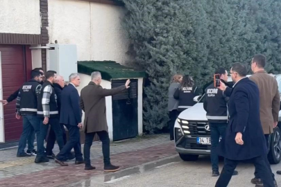 Bursa’daki dev soruşturmada çarpıcı detaylar! "Pasta kutusu içerisinde döviz"