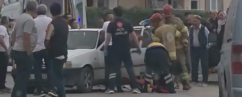Minibüs ile otomobil çarpıştı: 9 yaralı