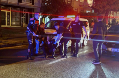 Öfkeli baba kızını rahatsız eden gencin kulağını kesti