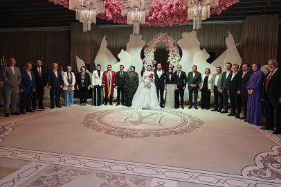 Ertan ve Eçe ailelerinin mutlu günü