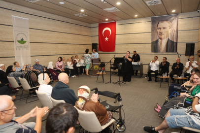 Osmangazi’de bakım merkezlerinde müzik dolu moral etkinliği