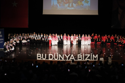 Bursa Yuvam miniklerinden muhteşem yıl sonu gösterisi
