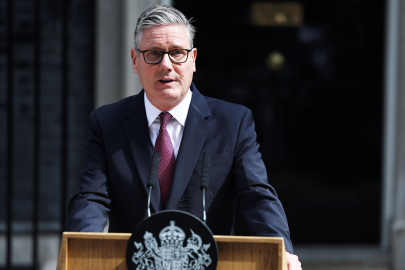 İngiltere Başbakanı Keir Starmer istifa etti
