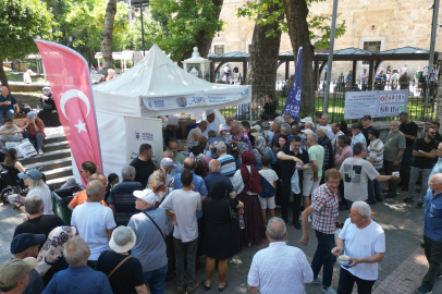 Bursa'da aşure bereketi 17 ilçeye yayılıyor
