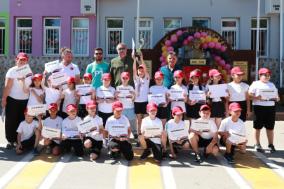 Osmangazi'de tenis kortlarında geleceğin şampiyonları yetişiyor