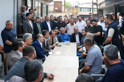 Büyükşehir'den yangından etkilenen Kayhan Çarşısı esnafına destek