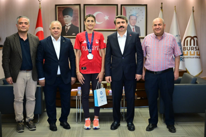 Yıldırım’ın milli gururu Hatice Kübra İlgün'den uluslararası arenada büyük başarı