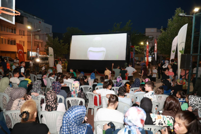 Osmangazi'de çocuklar yazı sinema keyfiyle yaşıyor