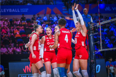 A Milli Kadın Voleybol Takımı Milletler Ligi'nde şampiyon oldu