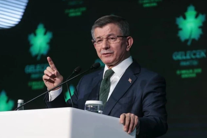 Ahmet Davutoğlu duyurdu! Gelecek Partisi feshedildi