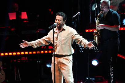 Emre Altuğ’dan Bursa’da müzik dolu gece