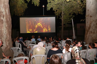 Osmangazi'de çocuklara sinema dolu yaz akşamı