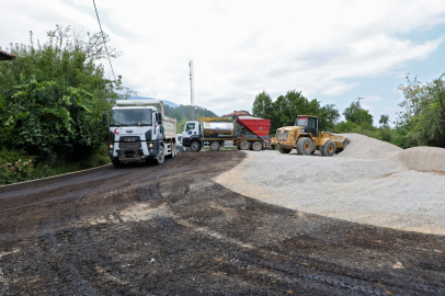 İnegöl’de 6 mahallenin ulaşımına Büyükşehir dokunuşu