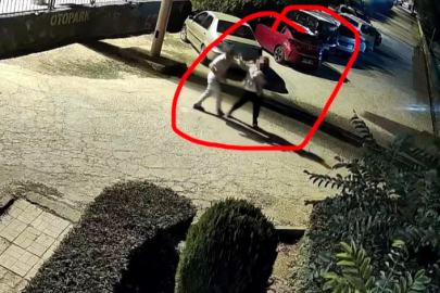 Kucağında çocuğu varken eşine kurşun yağdırarak öldürdü