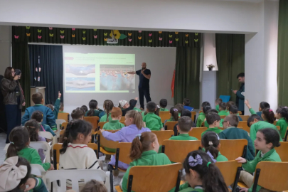 İnegöl’de çocuklara hayvan sevgisi ve bilinci aşılanıyor