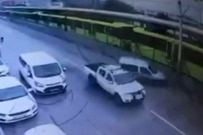 Bursa'da yağışlı hava kazaları beraberinde getirdi
