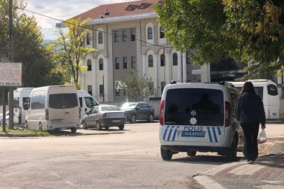 Bursa'da ortaokulda silah paniği!