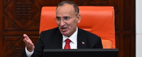 Bekir Bozdağ TBMM Başkanvekilliği görevinden istifa etti