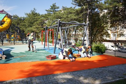 Yıldırım’da parklar yenileniyor